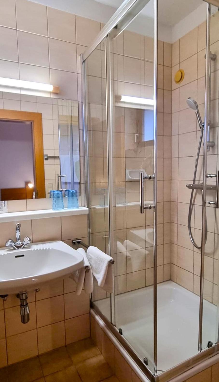 Finkenstein am Faaker See Hotel Baumgartnerhof מראה חיצוני תמונה